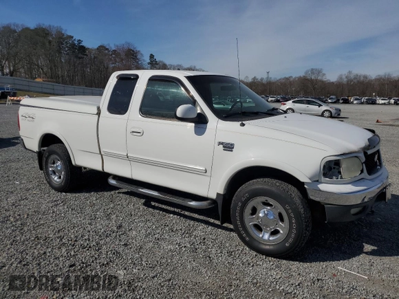 1999 Ford F-150 XL with VIN 1FTRX18L5XNB18226, listed as a Copart auction lot 45531005 with 0 mi miles and Salvage Title. Bid and sale history available at carsss.com. Image 4.
