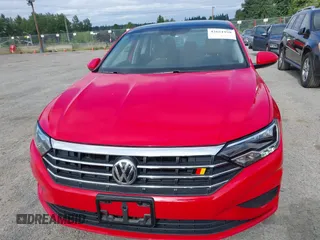 2020 Volkswagen Jetta S z VIN 3VWCB7BU6LM008439, wystawiony jako IAAI lot #42651958 z przebiegiem 62 934 mil mil oraz . Historia ofert i sprzedaży dostępna na DreamBid. Obrazek 12.