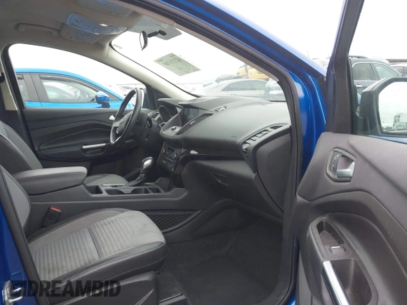 2019 Ford Escape SE z VIN 1FMCU0GD2KUB45025, wystawiony jako IAAI lot #42231745 z przebiegiem 65 732 mil mil oraz . Historia ofert i sprzedaży dostępna na DreamBid. Obrazek 5.