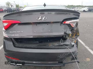 2015 Hyundai Sonata Limited z VIN 5NPE34AB6FH141462, wystawiony jako IAAI lot #42275465 z przebiegiem 108 483 mil mil oraz . Historia ofert i sprzedaży dostępna na DreamBid. Obrazek 6.