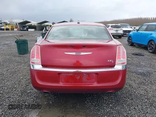 2013 Chrysler 300 with VIN 2C3CCAEG3DH606334, listed as a IAAI auction lot 41654590 with 90,771 mi miles. Bid and sale history available at carsss.com. Image 17.