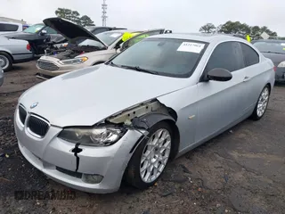2008 BMW 3 Series 328i with VIN WBAWB33588P134333, listed as a IAAI auction lot 41217964 with 171,541 mi miles. Bid and sale history available at carsss.com. Image 17.