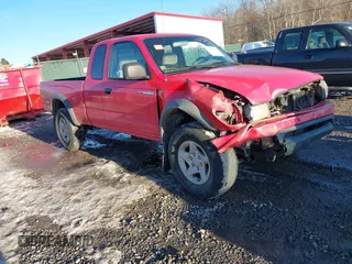 2001 Toyota Tacoma z VIN 5TEWN72N91Z866245, wystawiony jako IAAI lot #41430147 z przebiegiem 310 273 mil mil oraz . Historia ofert i sprzedaży dostępna na DreamBid. Obrazek 1.