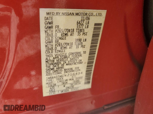 2007 Nissan Titan XE z VIN 1N6BA07A67N216434, wystawiony jako Copart lot #47996475 z przebiegiem 121 315 mil mil oraz Czysty tytuł • Clean title. Historia ofert i sprzedaży dostępna na DreamBid. Obrazek 12.