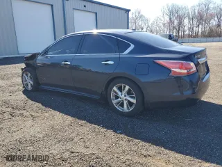 2014 Nissan Altima 2.5 with VIN 1N4AL3AP2EC133007, listed as a Copart auction lot 50202885 with 101,920 mi miles and Salvage Title. Bid and sale history available at carsss.com. Image 2.