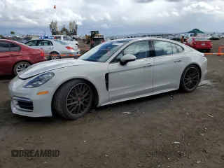 2022 Porsche Panamera z VIN WP0AJ2A77NL100269, wystawiony jako Copart lot #49972414 z przebiegiem 33 732 mil mil oraz Szkoda całkowita • Salvage title. Historia ofert i sprzedaży dostępna na DreamBid. Obrazek 1.