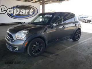 2013 MINI Countryman S z VIN WMWZC3C5XDWP22700, wystawiony jako Copart lot #57153995 z przebiegiem 108 344 mil mil oraz Szkoda całkowita • Salvage title. Historia ofert i sprzedaży dostępna na DreamBid. Obrazek 1.