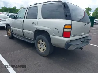 2004 Chevrolet Tahoe LS z VIN 1GNEC13Z84R140433, wystawiony jako IAAI lot #42352311 z przebiegiem Nie podano mil oraz . Historia ofert i sprzedaży dostępna na DreamBid. Obrazek 3.