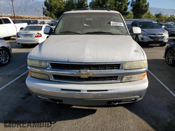 2002 Chevrolet Suburban LT with VIN 3GNEC16TX2G353355, listed as a Copart auction lot 68508734 with 0 mi miles and Clean Title. Bid and sale history available at carsss.com. Image 5.