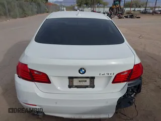 2015 BMW 5 Series 528i z VIN WBA5A5C54FD523138, wystawiony jako IAAI lot #41067885 z przebiegiem Nie podano mil oraz . Historia ofert i sprzedaży dostępna na DreamBid. Obrazek 16.