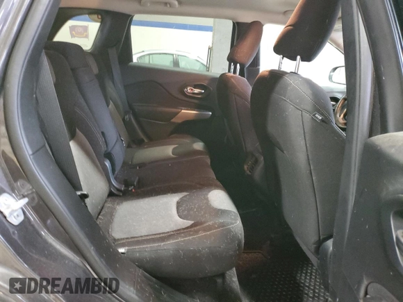 2018 Jeep Cherokee Latitude Tech Connect с VIN 1C4PJMCX8JD586727, выставлен на аукционе Copart как лот 42316915 с пробегом 92 382 миль миль и Списание • Salvage title. История ставок и продаж доступна на DreamBid. Изображение 11.