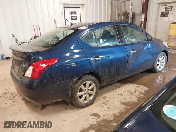 2014 Nissan Versa SV with VIN 3N1CN7AP0EL823558, listed as a IAAI auction lot 41605455 with 161,054 mi miles. Bid and sale history available at carsss.com. Image 4.
