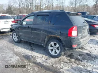 2011 Jeep Compass with VIN 1J4NF1FB8BD154545, listed as a IAAI auction lot 41624501 with 87,204 mi miles. Bid and sale history available at carsss.com. Image 3.