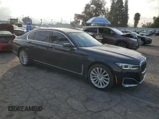 2022 BMW 7 Series 740i with VIN WBA7T2C02NCH89884, listed as a Copart auction lot 89294435 with 64,055 mi miles and Clean Title. Bid and sale history available at carsss.com. Image 4.