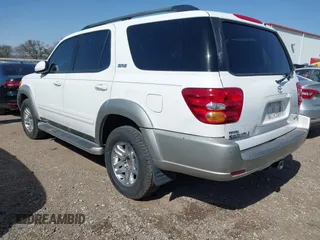 2003 Toyota Sequoia SR5 with VIN 5TDZT34A83S197195, listed as a IAAI auction lot 41711445 with 177,102 mi miles. Bid and sale history available at carsss.com. Image 3.
