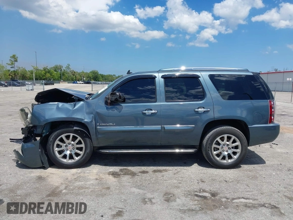 2008 GMC Yukon Denali with VIN 1GKFK638X8J182289, listed as a IAAI auction lot 42238305 with 163,948 mi miles and . Bid and sale history available at DreamBid. Image 14.