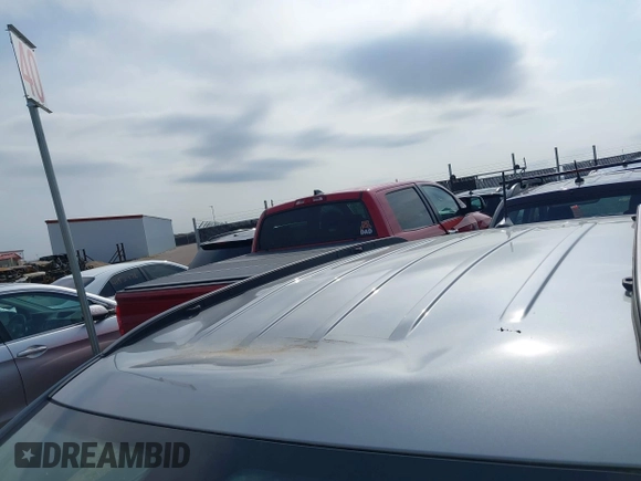 2022 Jeep Compass Latitude with VIN 3C4NJDBB6NT123062, listed as a IAAI auction lot 41770366 with 28,375 mi miles and . Bid and sale history available at DreamBid. Image 6.