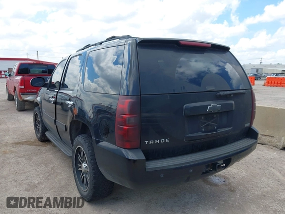 2010 Chevrolet Tahoe LT with VIN 1GNUCBE08AR289971, listed as a IAAI auction lot 42231031 with 247,601 mi miles and . Bid and sale history available at DreamBid. Image 3.