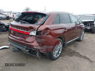 2016 Lincoln MKX Reserve z VIN 2LMPJ6LP0GBL42595, wystawiony jako IAAI lot #41248786 z przebiegiem 99 895 mil mil oraz . Historia ofert i sprzedaży dostępna na DreamBid. Obrazek 4.