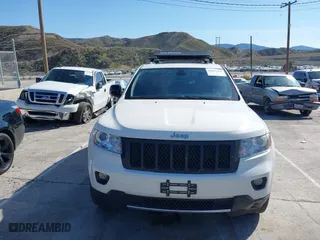 2012 Jeep Grand Cherokee Overland with VIN 1C4RJFCT0CC178071, listed as a IAAI auction lot 41825102 with 125,891 mi miles. Bid and sale history available at carsss.com. Image 12.