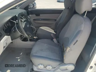 2007 Hyundai Accent GS с VIN KMHCM36C17U042373, выставлен на аукционе Copart как лот 56184665 с пробегом 191 637 миль миль и Списание • Salvage title. История ставок и продаж доступна на DreamBid. Изображение 7.