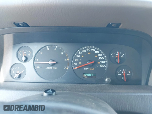 2000 Jeep Grand Cherokee Laredo с VIN 1J4GW48N4YC405075, выставлен на аукционе IAAI как лот 42600328 с пробегом 129 871 миль миль и . История ставок и продаж доступна на DreamBid. Изображение 7.