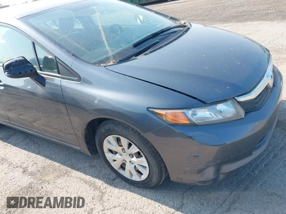 2012 Honda Civic LX z VIN 19XFB2F58CE102273, wystawiony jako IAAI lot #42409158 z przebiegiem 178 381 mil mil oraz . Historia ofert i sprzedaży dostępna na DreamBid. Obrazek 6.
