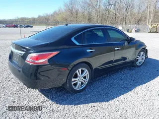 2015 Nissan Altima SL with VIN 1N4BL3AP8FC128934, listed as a IAAI auction lot 41805004 with 182,708 mi miles and . Bid and sale history available at DreamBid. Image 4.