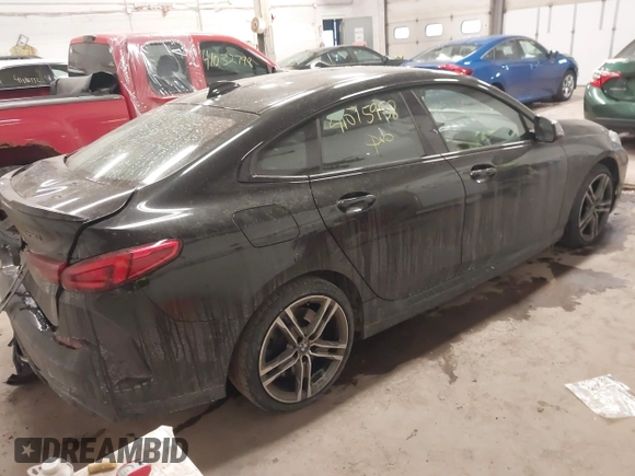 2020 BMW 2 Series M235i xDrive with VIN WBA13AL03L7F62256, listed as a IAAI auction lot 41075958 with 4,500 mi miles. Bid and sale history available at carsss.com. Image 4.