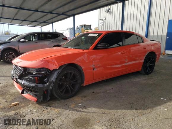 2018 Dodge Charger SXT with VIN 2C3CDXBG9JH167625, listed as a Copart auction lot 45333255 with 100,230 mi miles and Salvage Title. Bid and sale history available at DreamBid. Image 1.