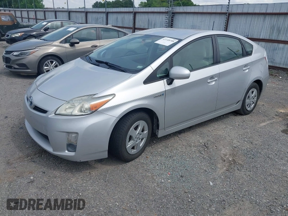 2010 Toyota Prius II with VIN JTDKN3DU6A0140225, listed as a IAAI auction lot 42148188 with 142,418 mi miles. Bid and sale history available at carsss.com. Image 2.