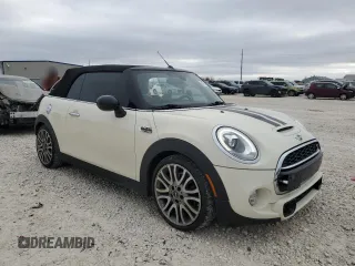 2017 MINI Convertible Cooper S z VIN WMWWG9C52H3C22972, wystawiony jako Copart lot #87302554 z przebiegiem 83 123 mil mil oraz Szkoda całkowita • Salvage title. Historia ofert i sprzedaży dostępna na DreamBid. Obrazek 4.