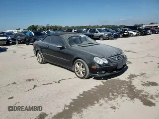 2004 Mercedes-Benz CLK 500 z VIN WDBTK75G74T015491, wystawiony jako Copart lot #43180655 z przebiegiem 161 213 mil mil oraz Szkoda całkowita • Salvage title. Historia ofert i sprzedaży dostępna na DreamBid. Obrazek 10.