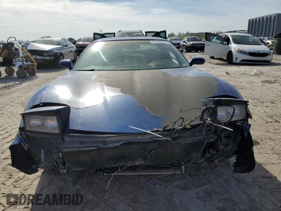 2002 Chevrolet Corvette with VIN 1G1YY22G225103095, listed as a Copart auction lot 87363014 with 212,379 mi miles and Salvage Title. Bid and sale history available at carsss.com. Image 5.