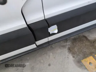 2019 Ford Transit с VIN 1FTYR3XM8KKA82456, выставлен на аукционе Copart как лот 75088664 с пробегом Не указан миль и Списание • Salvage title. История ставок и продаж доступна на DreamBid. Изображение 13.