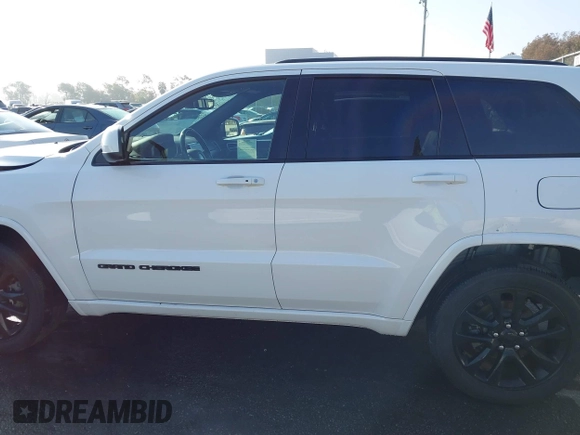 2020 Jeep Grand Cherokee Altitude with VIN 1C4RJEAG2LC306195, listed as a IAAI auction lot 41626392 with 45,587 mi miles and . Bid and sale history available at DreamBid. Image 15.