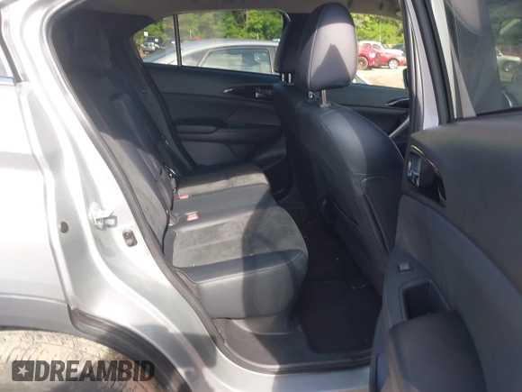 2024 Mitsubishi Eclipse Cross SE with VIN JA4ATWAAXRZ068217, listed as a IAAI auction lot 42249631 with 18,702 mi miles and . Bid and sale history available at DreamBid. Image 8.