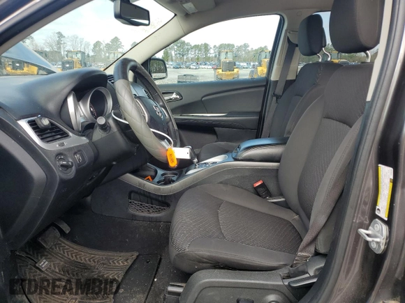 2017 Dodge Journey SXT with VIN 3C4PDCBBXHT685206, listed as a Copart auction lot 49463485 with 186,831 mi miles and Salvage Title. Bid and sale history available at DreamBid. Image 7.