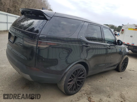 2019 Land Rover Discovery SE with VIN SALRG2RV2KA094255, listed as a Copart auction lot 88689065 with 102,457 mi miles and Salvage Title. Bid and sale history available at DreamBid. Image 3.