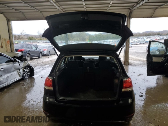 2014 Volkswagen Golf z VIN WVWDB7AJ3EW002468, wystawiony jako Copart lot #42859215 z przebiegiem 79 026 mil mil oraz Szkoda całkowita • Salvage title. Historia ofert i sprzedaży dostępna na DreamBid. Obrazek 6.