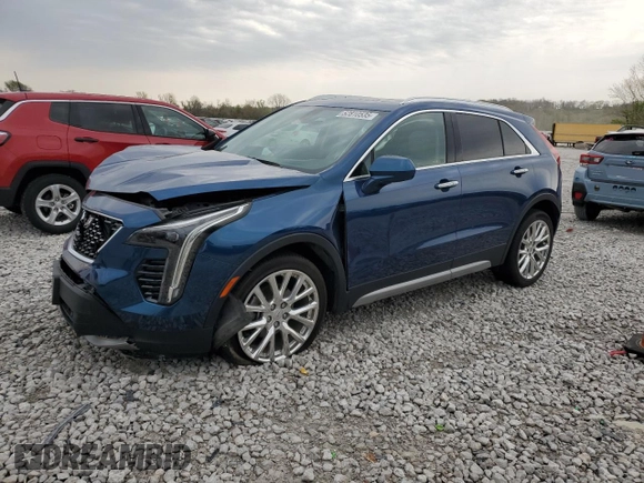 2019 Cadillac XT4 FWD Premium Luxury z VIN 1GYFZCR48KF141027, wystawiony jako Copart lot #52810535 z przebiegiem 18 295 mil mil oraz Szkody całkowita. Historia ofert i sprzedaży dostępna na DreamBid. Obrazek 1.