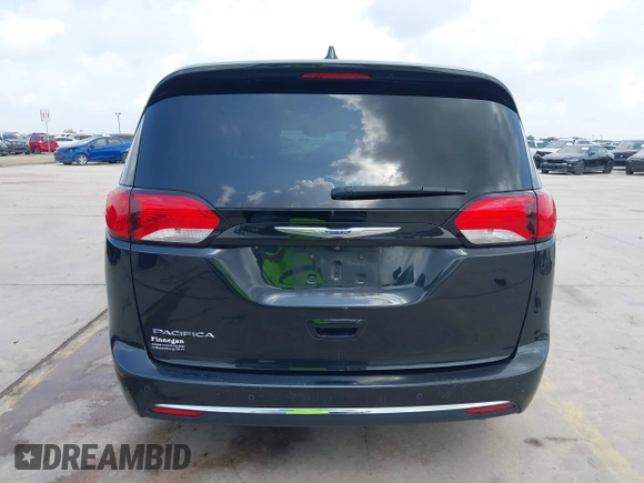 2018 Chrysler Pacifica Touring Plus z VIN 2C4RC1FG2JR129163, wystawiony jako IAAI lot #42105964 z przebiegiem 72 627 mil mil oraz . Historia ofert i sprzedaży dostępna na DreamBid. Obrazek 17.