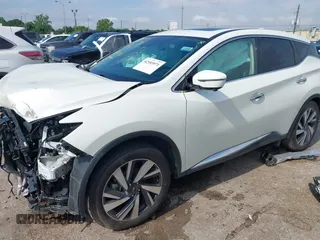 2023 Nissan Murano SL z VIN 5N1AZ2CS0PC130237, wystawiony jako IAAI lot #42103971 z przebiegiem 48 316 mil mil oraz . Historia ofert i sprzedaży dostępna na DreamBid. Obrazek 18.