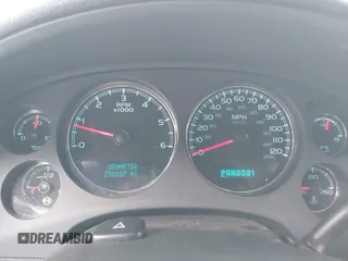 2008 Chevrolet Tahoe LS z VIN 1GNFC13C98R160874, wystawiony jako IAAI lot #42532220 z przebiegiem 238 107 mil mil oraz . Historia ofert i sprzedaży dostępna na DreamBid. Obrazek 7.