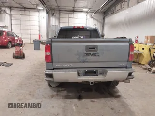 2015 GMC Sierra 1500 SLE z VIN 1GTV2UECXFZ285403, wystawiony jako IAAI lot #41255076 z przebiegiem 71 498 mil mil oraz . Historia ofert i sprzedaży dostępna na DreamBid. Obrazek 17.