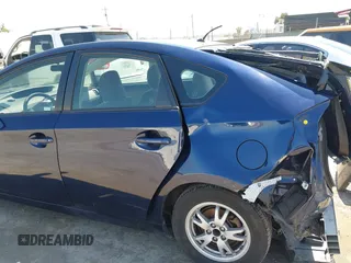 2015 Toyota Prius Four z VIN JTDKN3DU4F0453555, wystawiony jako IAAI lot #42466956 z przebiegiem 203 849 mil mil oraz . Historia ofert i sprzedaży dostępna na DreamBid. Obrazek 18.