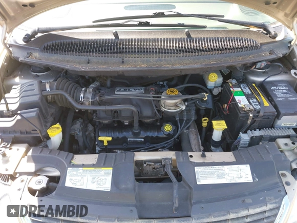 2003 Chrysler Town & Country LXi with VIN 2C8GP54L13R274683, listed as a IAAI auction lot 42150277 with 151,477 mi miles. Bid and sale history available at carsss.com. Image 10.