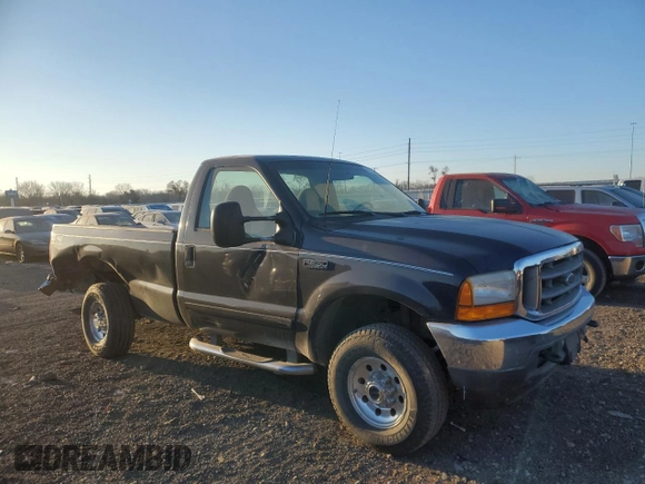 2001 Ford Super Duty F-250 XL with VIN 1FTNF21F81EC78961, listed as a Copart auction lot 81943594 with 192,868 mi miles and Salvage Title. Bid and sale history available at carsss.com. Image 4.