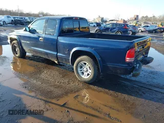 2002 Dodge Dakota Sport with VIN 1B7GL32X52S569340, listed as a IAAI auction lot 41541480 with 176,632 mi miles. Bid and sale history available at carsss.com. Image 3.