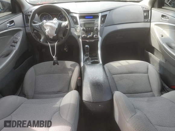 2013 Hyundai Sonata GLS z VIN 5NPEB4AC6DH541594, wystawiony jako Copart lot #56719425 z przebiegiem 114 988 mil mil oraz Szkoda całkowita • Salvage title. Historia ofert i sprzedaży dostępna na DreamBid. Obrazek 8.